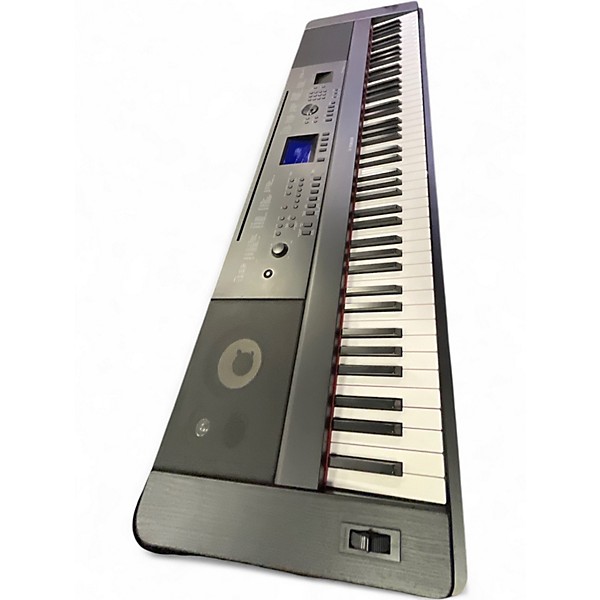 Used Yamaha DGX660 Portable Keyboard