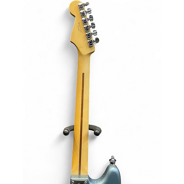 Used Fender Duo Sonic HS Ice Blue Metallic Solid Body Electric Guitar