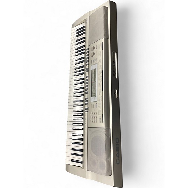 Used Casio WK200 76 Key Keyboard Workstation
