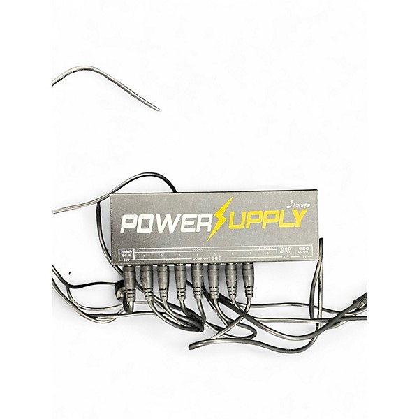 Used Donner Pedalboard with Power Pedal Board