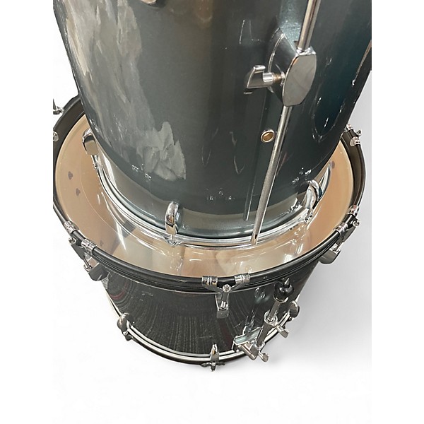 Used Pearl 5 Piece Roadshow Silver Drum Kit