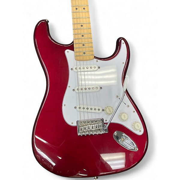 Used 2006 Fender Standard Stratocaster Midnight Wine Solid Body Electric Guitar