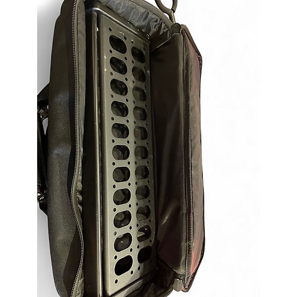 Used Livewire PB200 Pedal Board