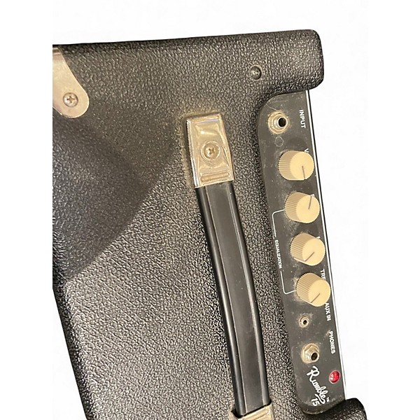 Used Fender Rumble 15 15W 1X8 Bass Combo Amp