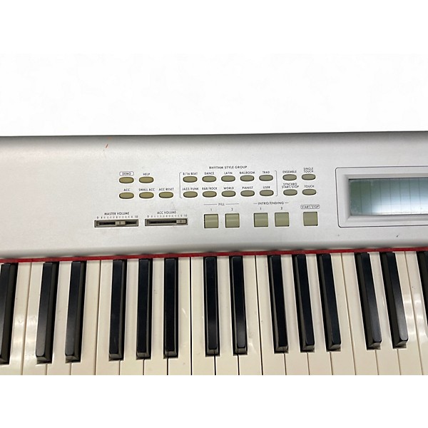 Used KORG SP-500 Digital Piano