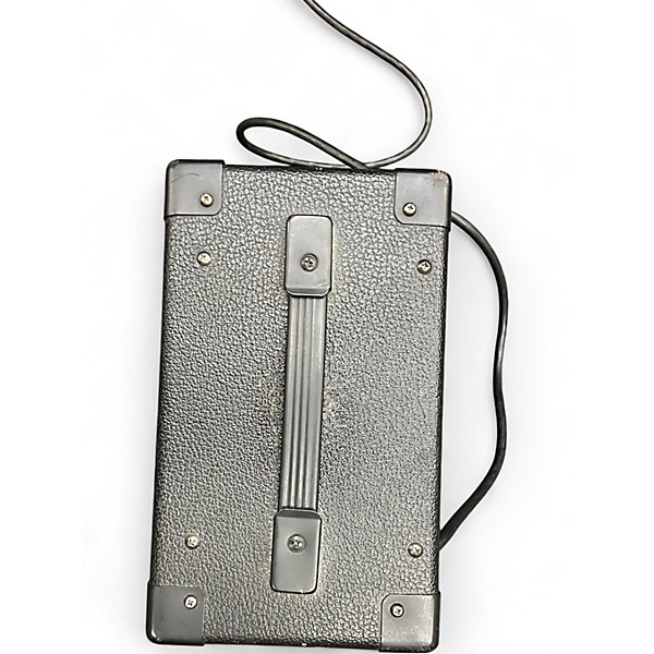 Used Peavey Max 126 1X6.5 10W Bass Combo Amp