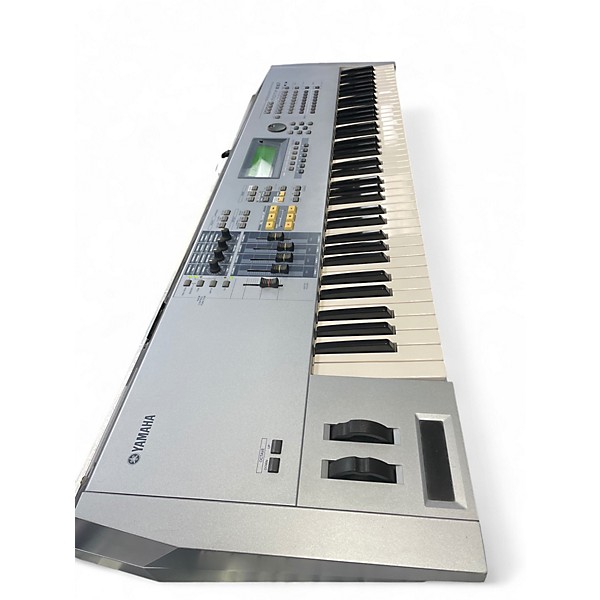 Used Yamaha Motif ES7 76 Key Keyboard Workstation