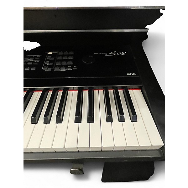 Used Yamaha S08 88 Key Synthesizer