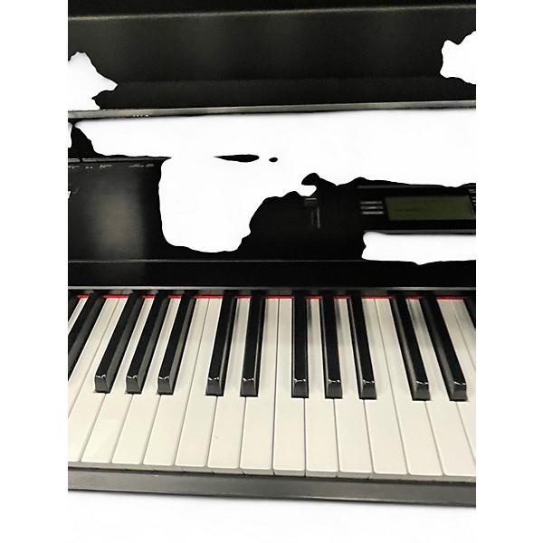 Used Yamaha S08 88 Key Synthesizer