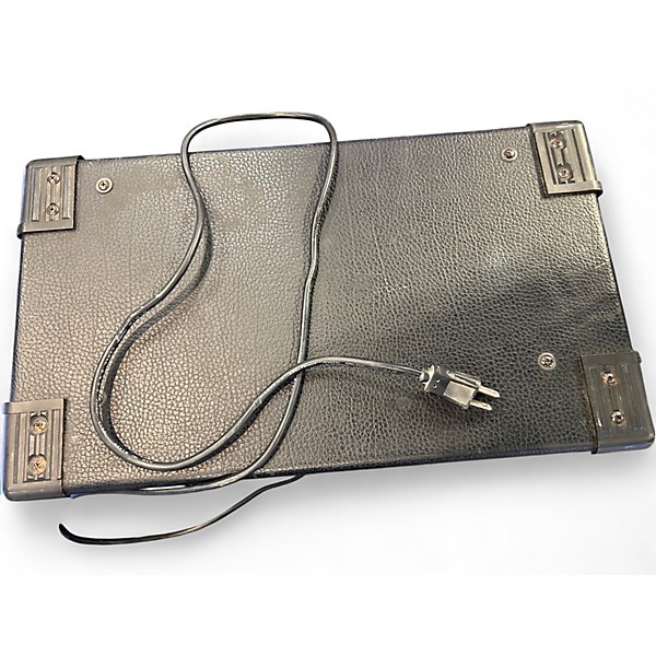 Used SoundTech QUICKMIX 6 Powered Mixer