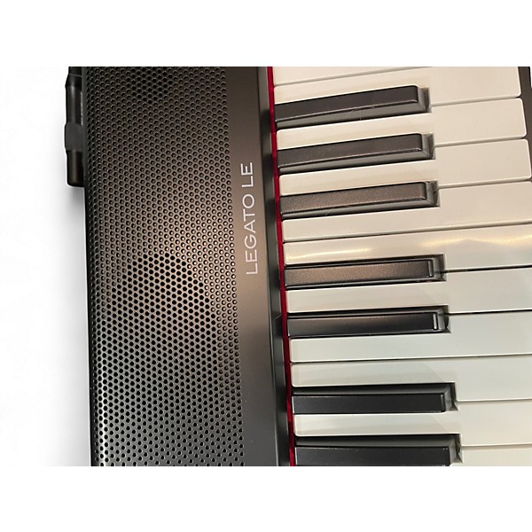 Used Williams legato le 88 Digital Piano