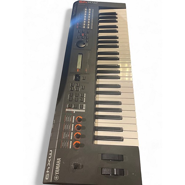 Used Yamaha MX49 49 Key Keyboard Workstation
