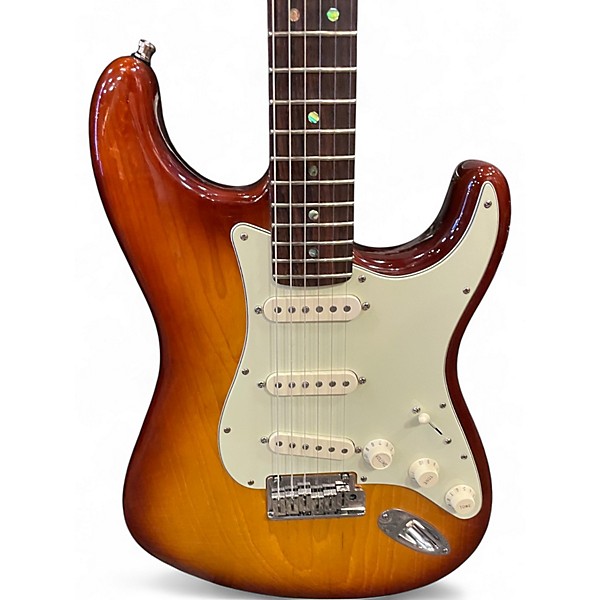 Used 2009 Fender American Deluxe Stratocaster Sienna Sunburst Solid Body Electric Guitar