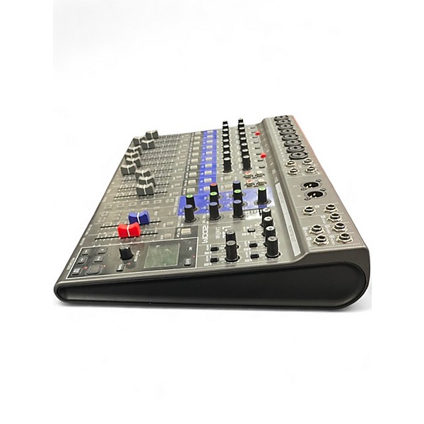 Used Zoom live trak l-12  Digital Mixer