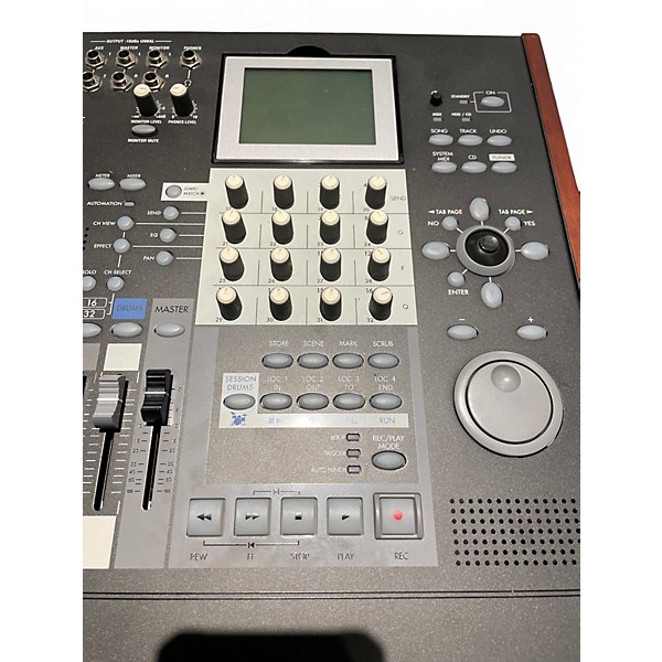 Used KORG D3200 MultiTrack Recorder