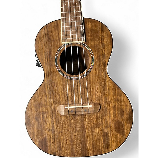 Used Fender RINCON Natural Ukulele