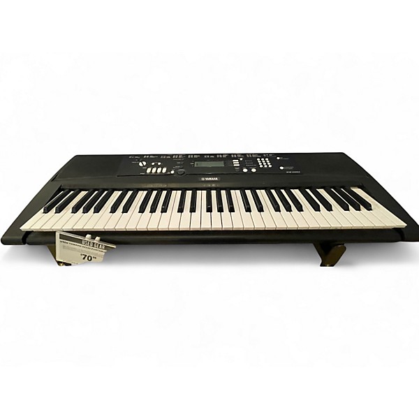 Used Yamaha EZ220 Portable Keyboard