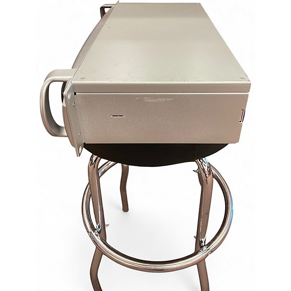 Used Behringer iNUKE NU1000 Power Amp