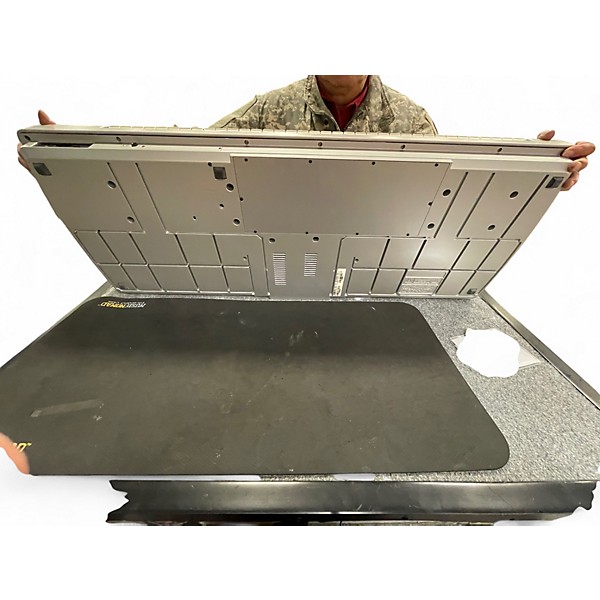 Used KORG pa1x Keyboard Workstation