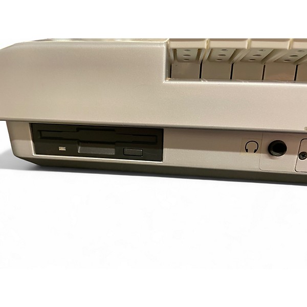 Used KORG pa1x Keyboard Workstation