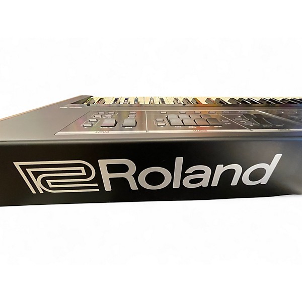Used Roland VR-730 Synthesizer
