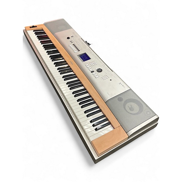 Used Yamaha YPG635 88 Key Digital Piano