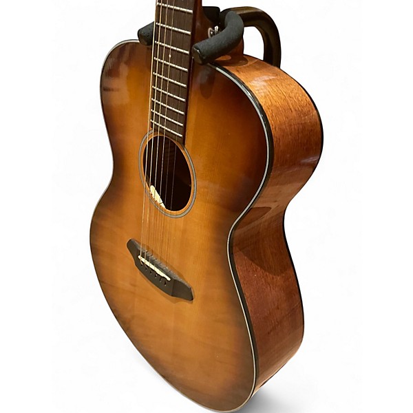 Used Breedlove Discovery Concert Sunburst Acoustic Guitar