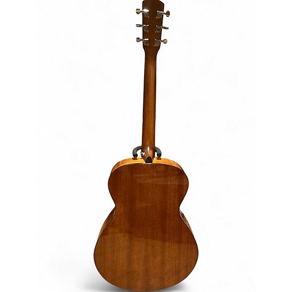 Used Breedlove Discovery Concert Sunburst Acoustic Guitar