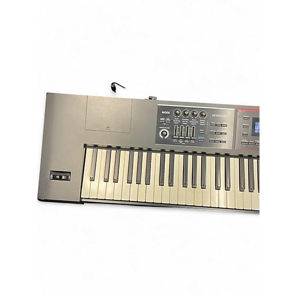 Used Roland JUNO-DS88  Keyboard Workstation