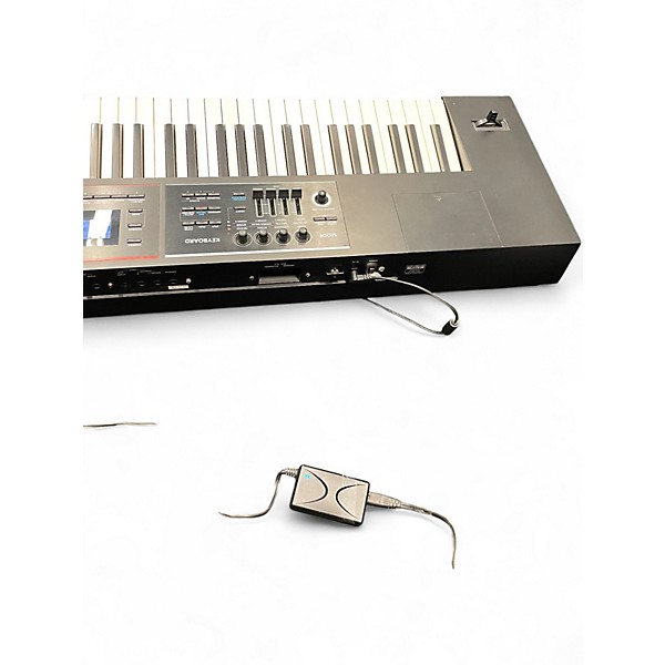 Used Roland JUNO-DS88  Keyboard Workstation