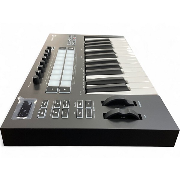 Used Novation Launchkey 25 Key MK3 MIDI Controller
