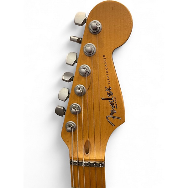 Vintage 1996 Fender DELUXE STRATOCASTER PLUS 2 Color Sunburst Solid Body Electric Guitar