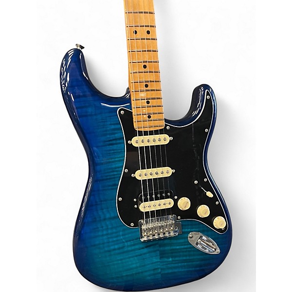 Used Fender Limited Edition Player II Stratocaster HSS Plus Top  Blue Burst Solid Body Electric Guitar