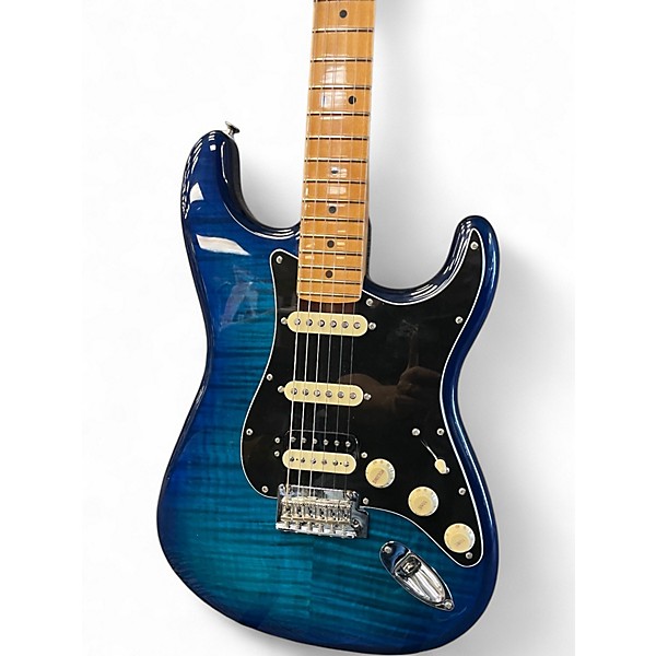 Used Fender Limited Edition Player II Stratocaster HSS Plus Top  Blue Burst Solid Body Electric Guitar