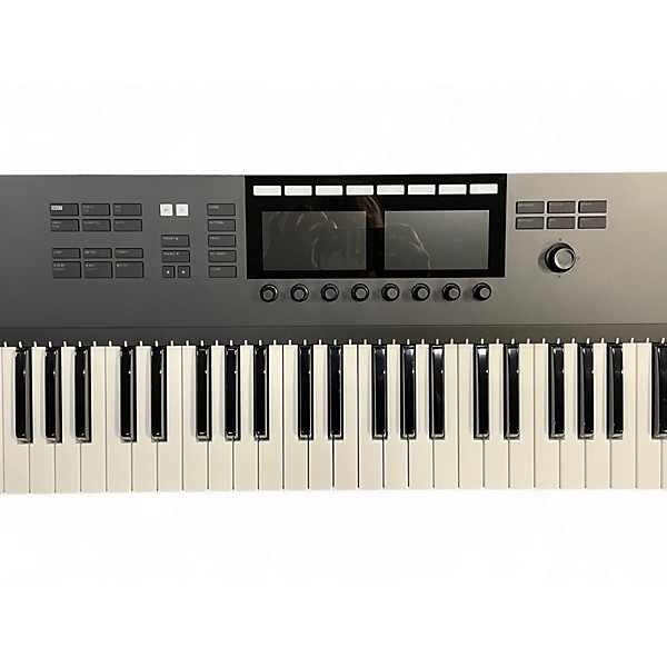 Used Native Instruments Komplete Kontrol S61 MKII MIDI Controller