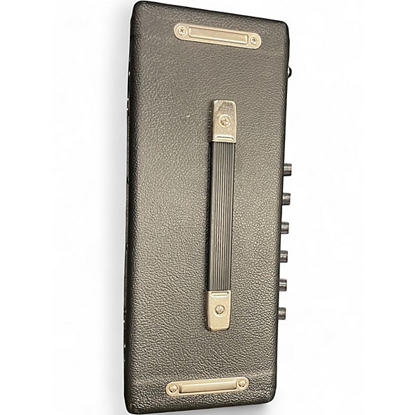 Used Fender '68 Custom Vibro Champ Reverb 5W 1x10 Tube Guitar Combo Amp