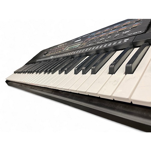 Used Yamaha PSR E273 Synthesizer