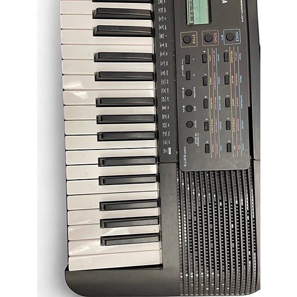 Used Yamaha PSR E273 Synthesizer