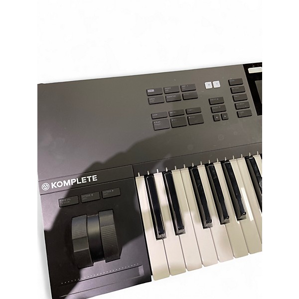 Used Native Instruments Komplete Kontrol S49 MK2 MIDI Controller