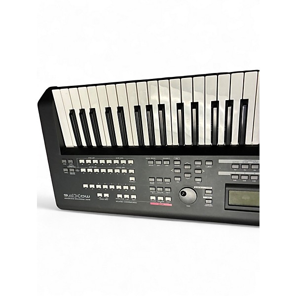 Used Yamaha MOXF6 61 Key Keyboard Workstation