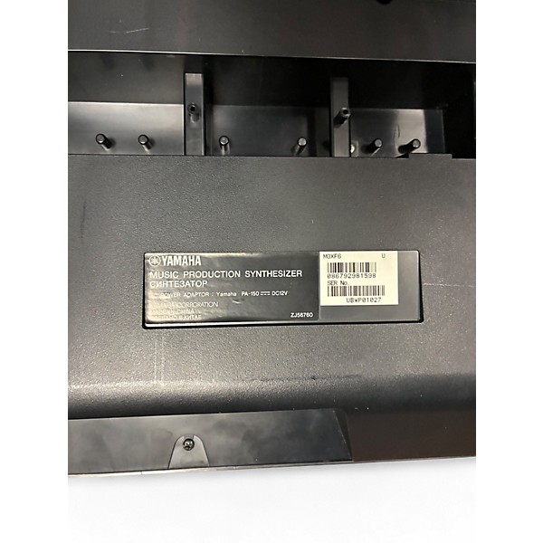 Used Yamaha MOXF6 61 Key Keyboard Workstation