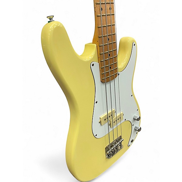 Used Hondo All Star H800 Cream Electric Bass Guitar