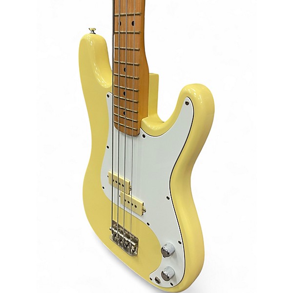 Used Hondo All Star H800 Cream Electric Bass Guitar