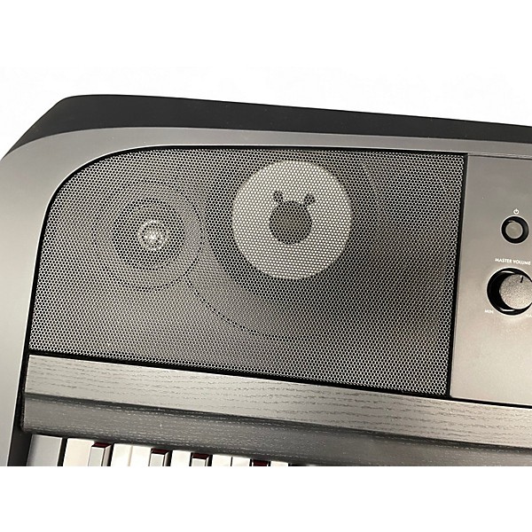 Used Yamaha DGX670 Digital Piano