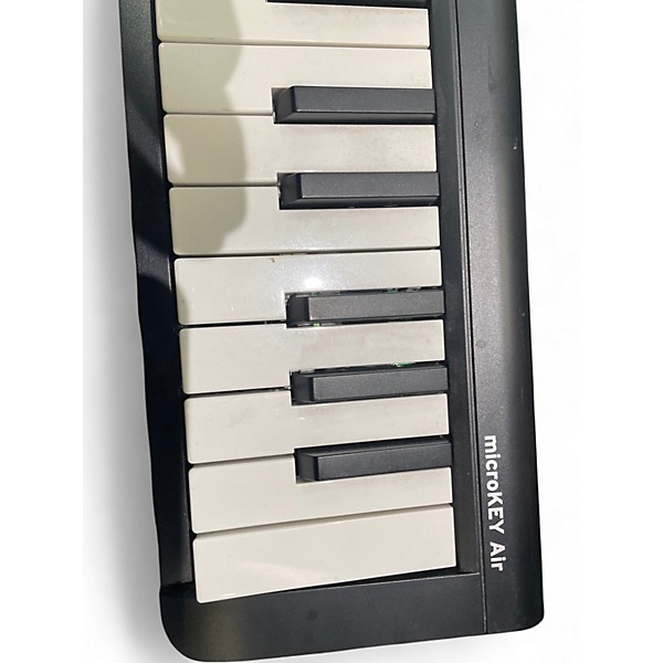 Used KORG MicroKey 25 USB MIDI Controller