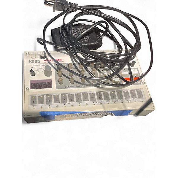Used KORG VOLCA SAMPLE Synthesizer