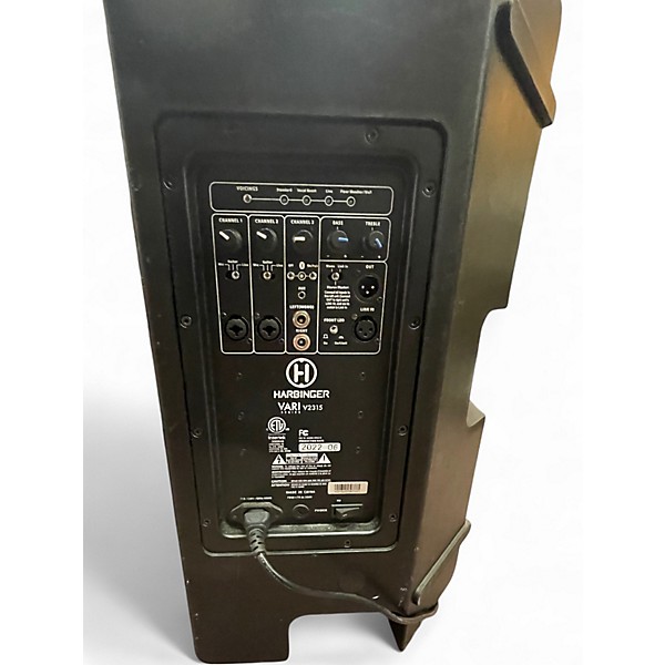 Used Harbinger VARI V2315 Powered Speaker