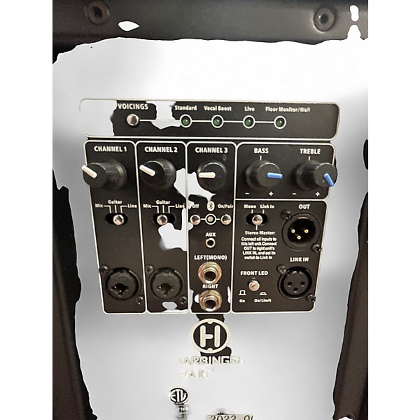 Used Harbinger VARI V2315 Powered Speaker