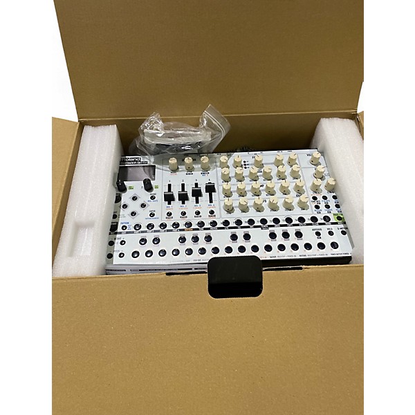 Used Roland SYNTHESIZER SH4D Synthesizer