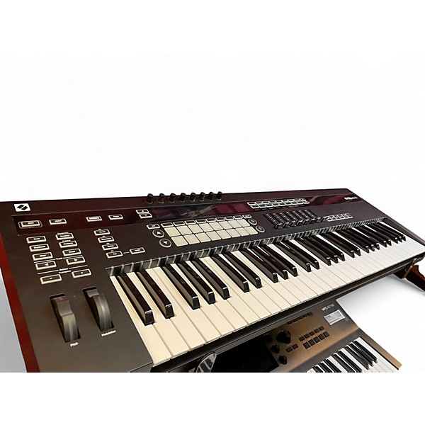 Used Native Instruments Komplete Kontrol S61 MIDI Controller